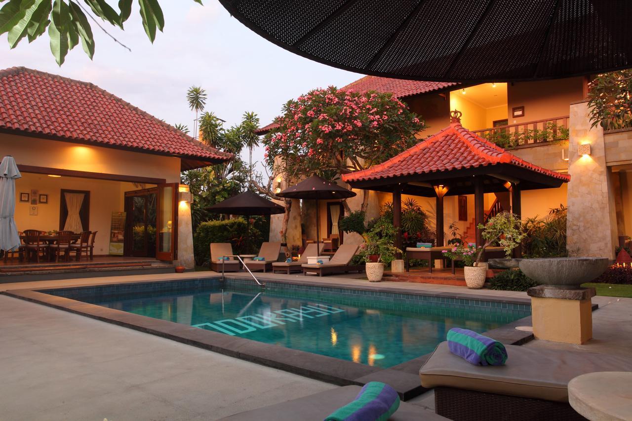Hotel Ayu 3*