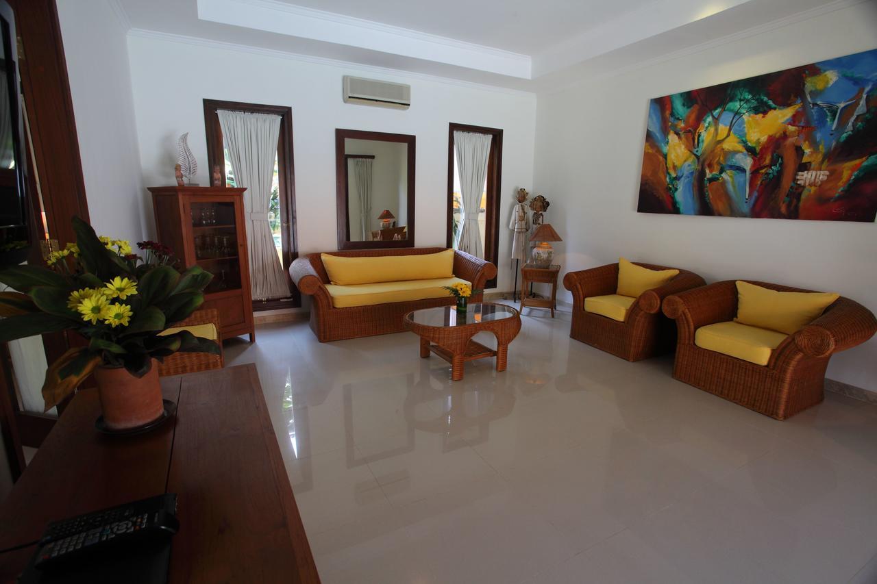 Ayu Hotel 3*